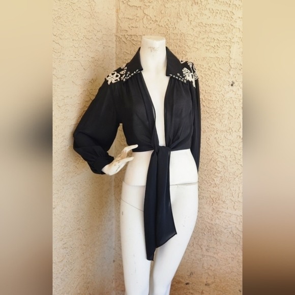 Western‎ Black Blouse - Picture 2 of 8